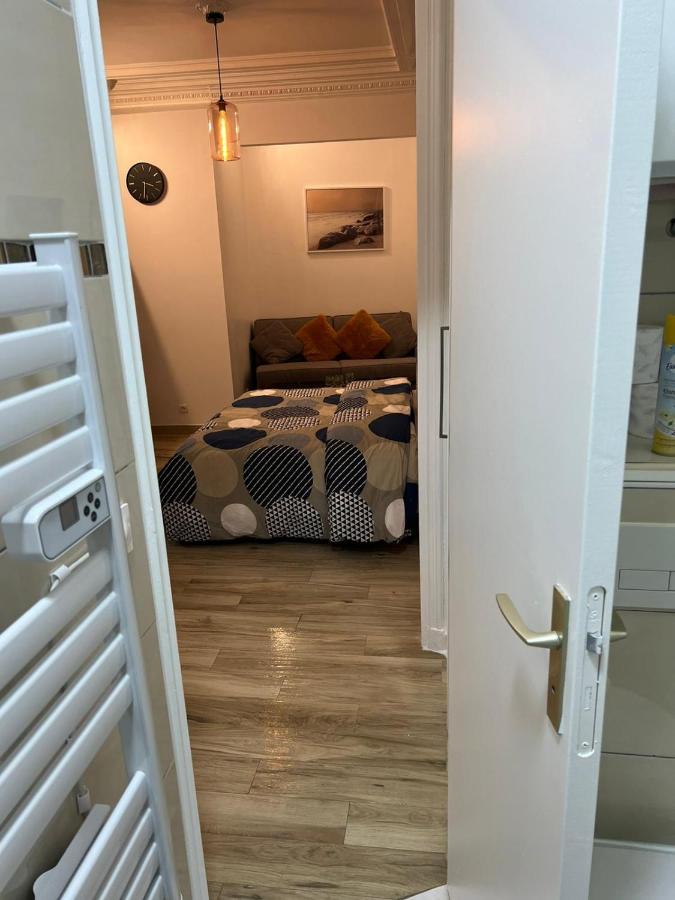 Апартаменты Studio Sacre-Coeur Montmartre - Hala Париж Экстерьер фото